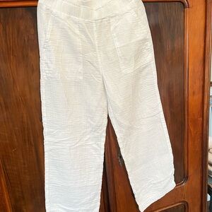 GAP White Crinkled Gauze Pull-On Pants